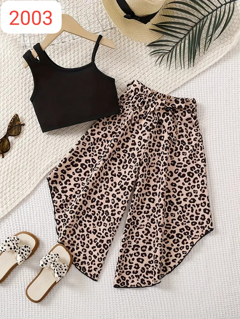Trendy Leopard Print Skirt & Black Crop Top Set – Cotton Spandex